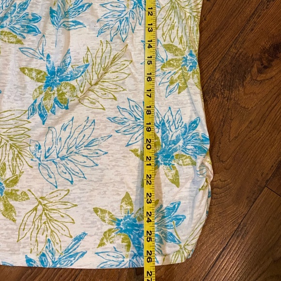 Maurice’s Women’s Light Weight Top - Picture 5 of 5